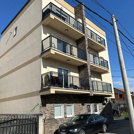 Uno Lux Apartment