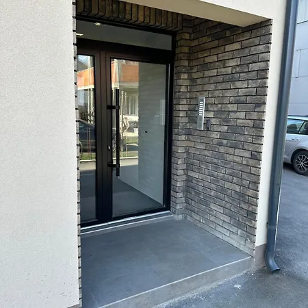 Apartment Uno Lux *