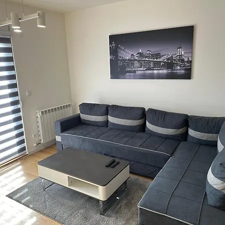 Uno Lux * Belgrade